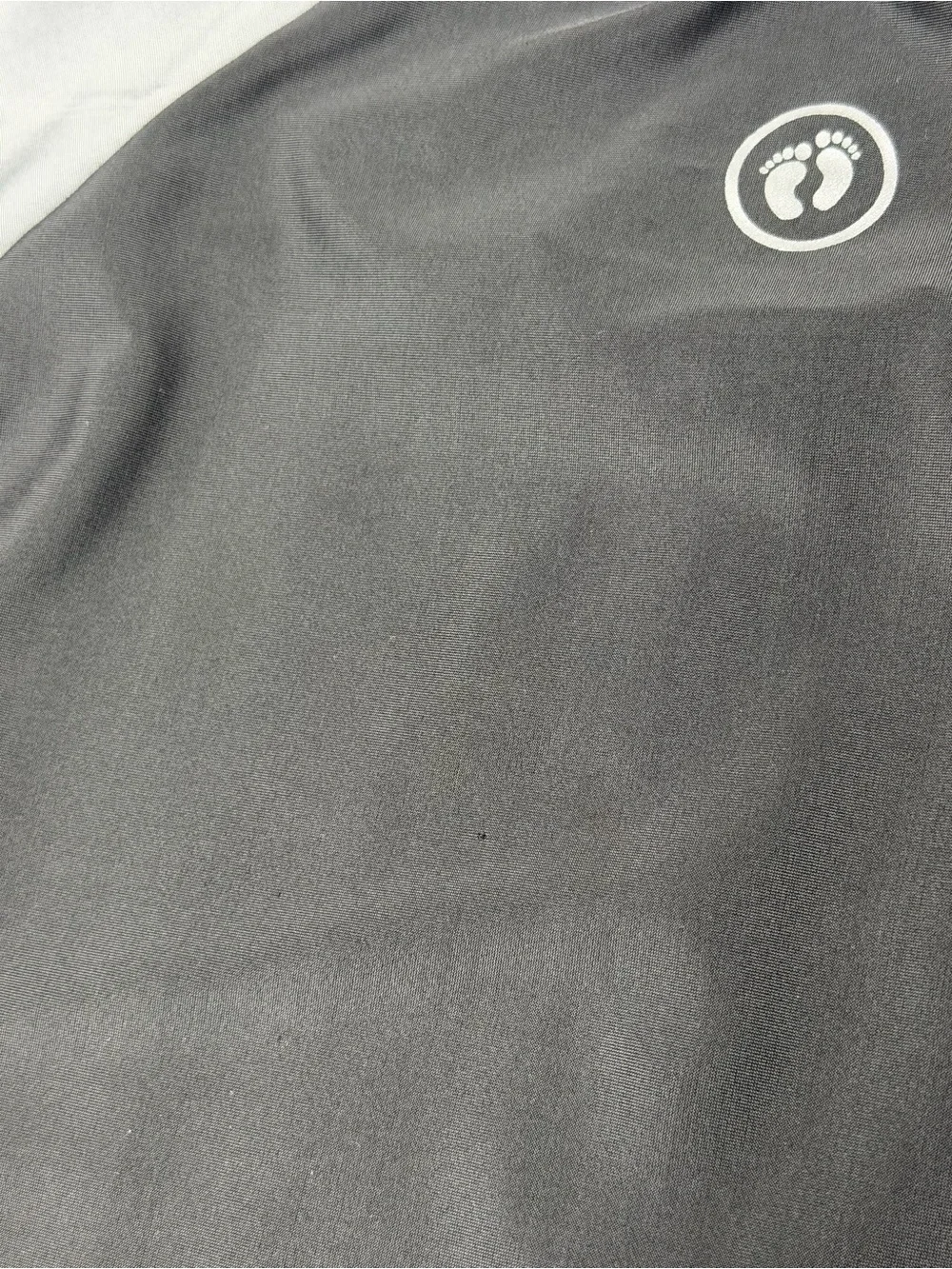 Hang Ten Rash Guard Shirt Mens XL Black Gray Surf Short Sleeve Graphic Swim Top